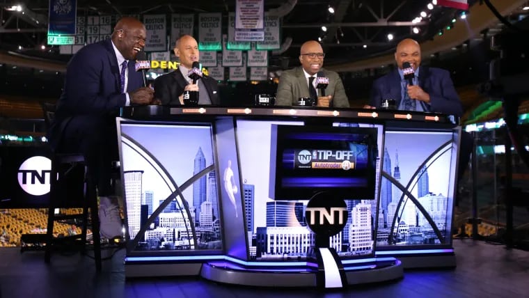 Adiós a la mesaza del básquet: Charles Barkley cuelga el auricular después de la próxima temporada