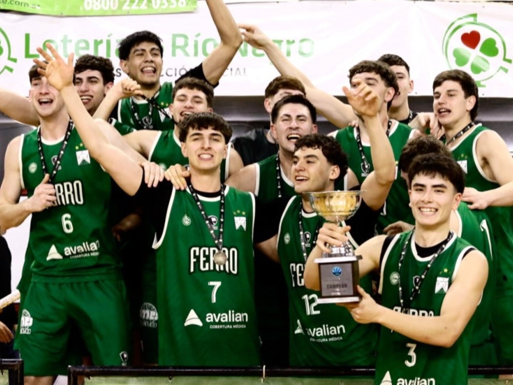 Ferro se calzó la corona en Viedma y cerró un año de ensueño en la Liga Próximo