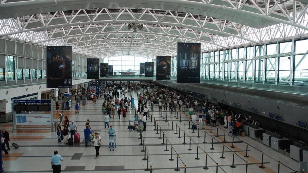 American Airlines suma tres capitales europeas para el verano boreal de 2027 y arranca la renovación total de sus cabinas