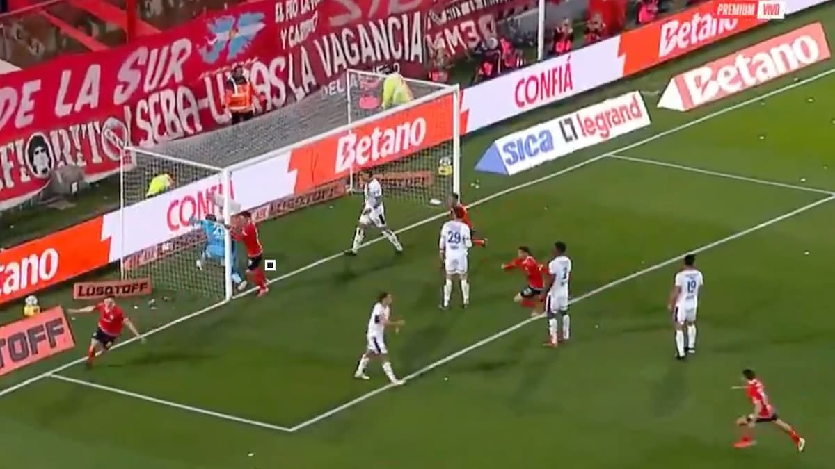 Arrayago, el pibe de 17 que le pintó la cara al Ciclón en el Libertadores de América