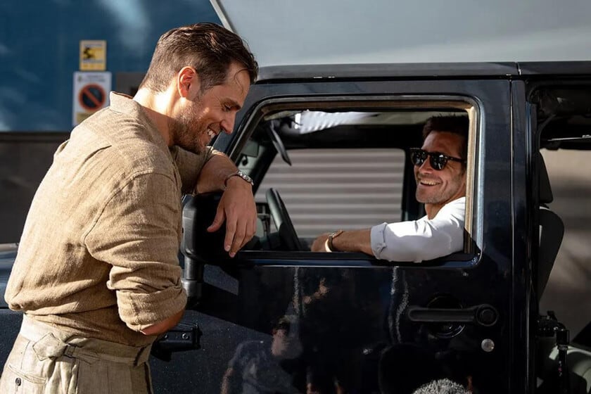 El sol de Tenerife, un millonario con demasiados secretos y dos estrellas que vuelven a cruzarse: así es «En la zona gris», la nueva apuesta de Guy Ritchie
