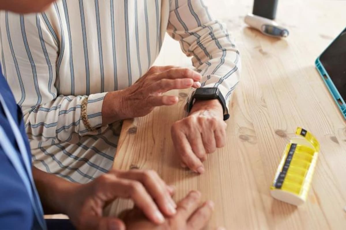Lebocar, la pastilla que falta: pacientes con Parkinson peregrinan por farmacias mientras Pfizer avisa que recién en marzo de 2027 se normalizaría la entrega