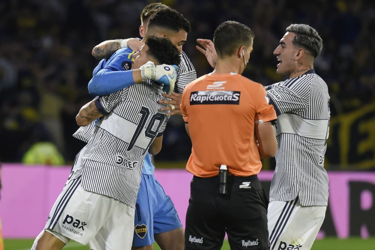 Bola confirmada: la AFA le dio el pase a Boca y Vélez se quedó masticando bronca