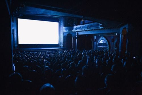 La pulseada por el dinero del cine: qué dice el INCAA y qué responde una realizadora en la primera línea