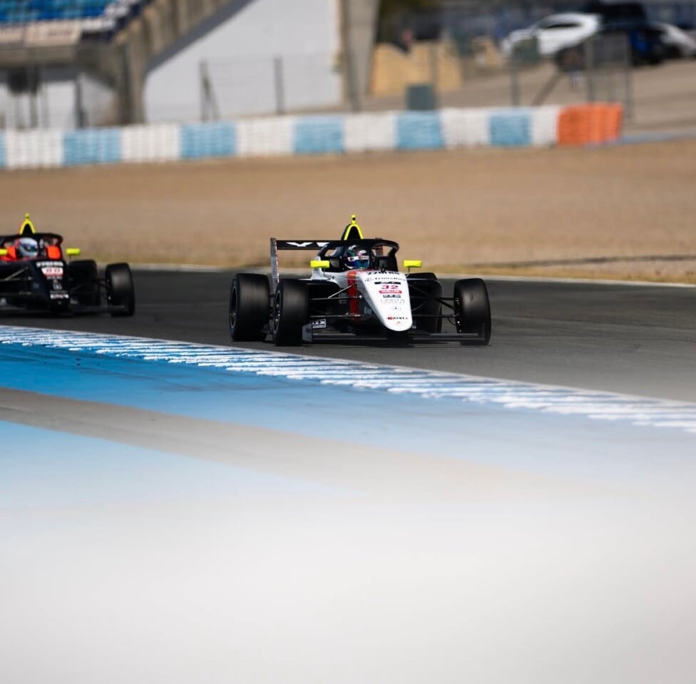 Bulbarella cerró con sabor a poco en la primera del sábado en Jerez: del 30 al 24 con el fierro caliente