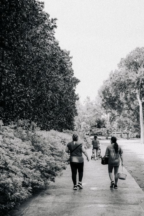 Caminar, dormir, respirar: los aliados silenciosos del deseo sexual que también pasan por el cuerpo