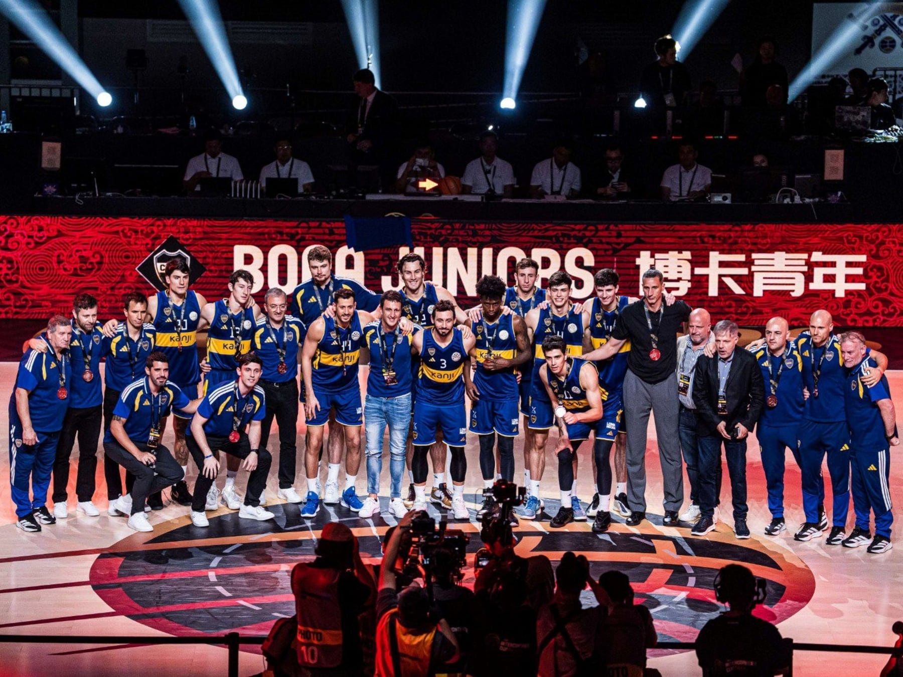 Boca se subió al podio en China: goleó al campeón africano y se trajo el bronce