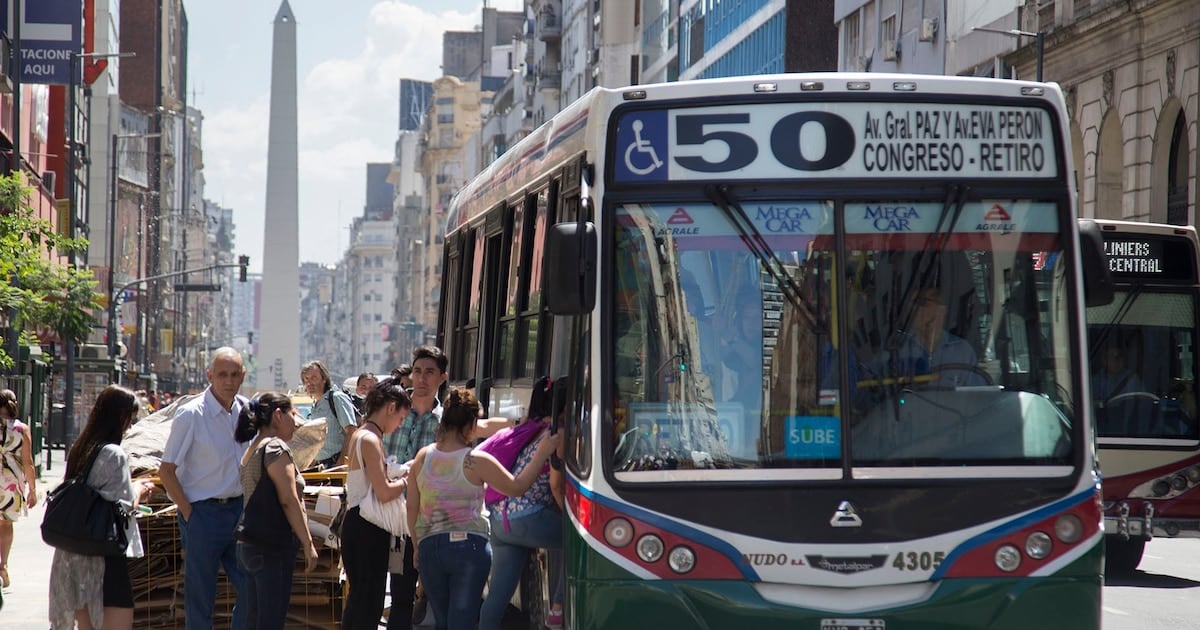 Octubre llega con boletos y peajes más caros en la Ciudad: cuánto saldrá moverse desde el jueves 1