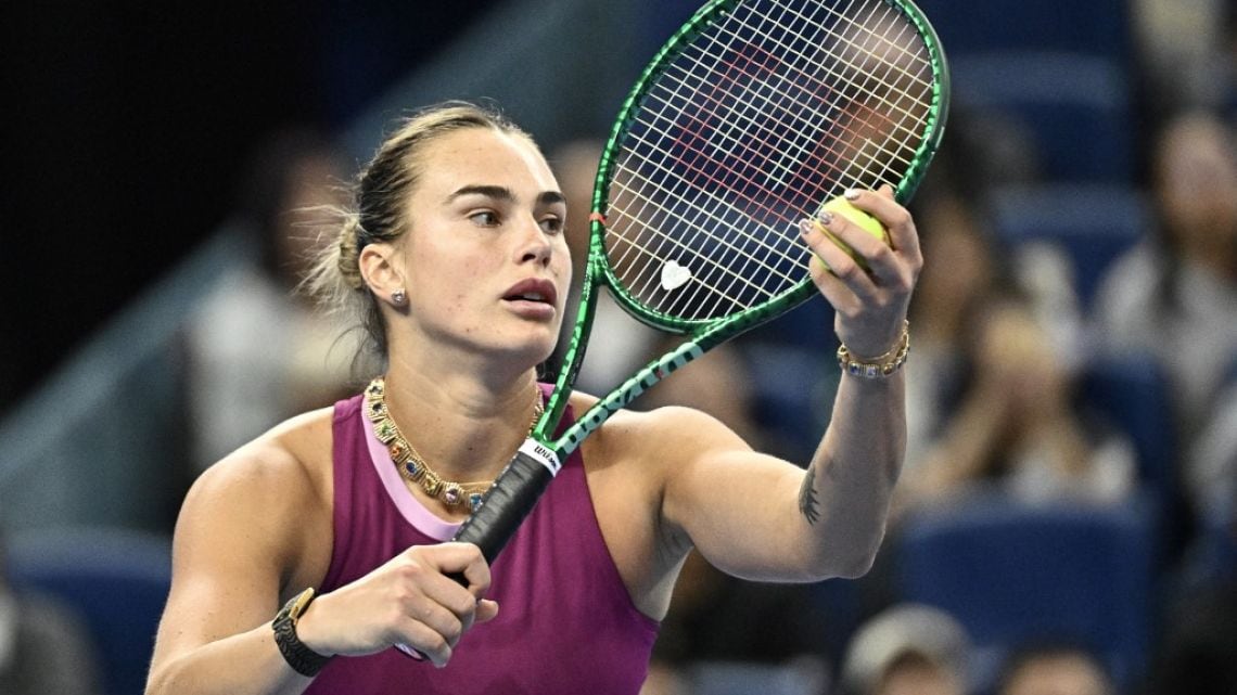Sabalenka volvió con paso firme en Pekín y ya mira de reojo a Bartunkova