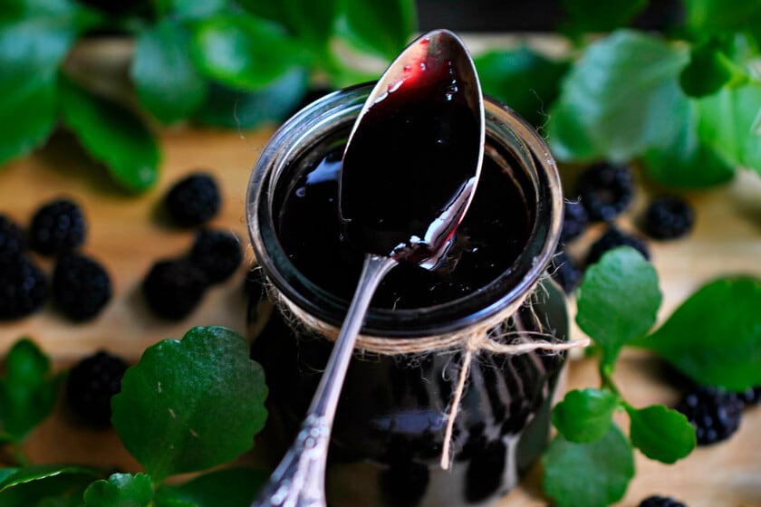 Mermelada de moras silvestres con manzana y limón, paso a paso sin que se te pegue a la cacerola
