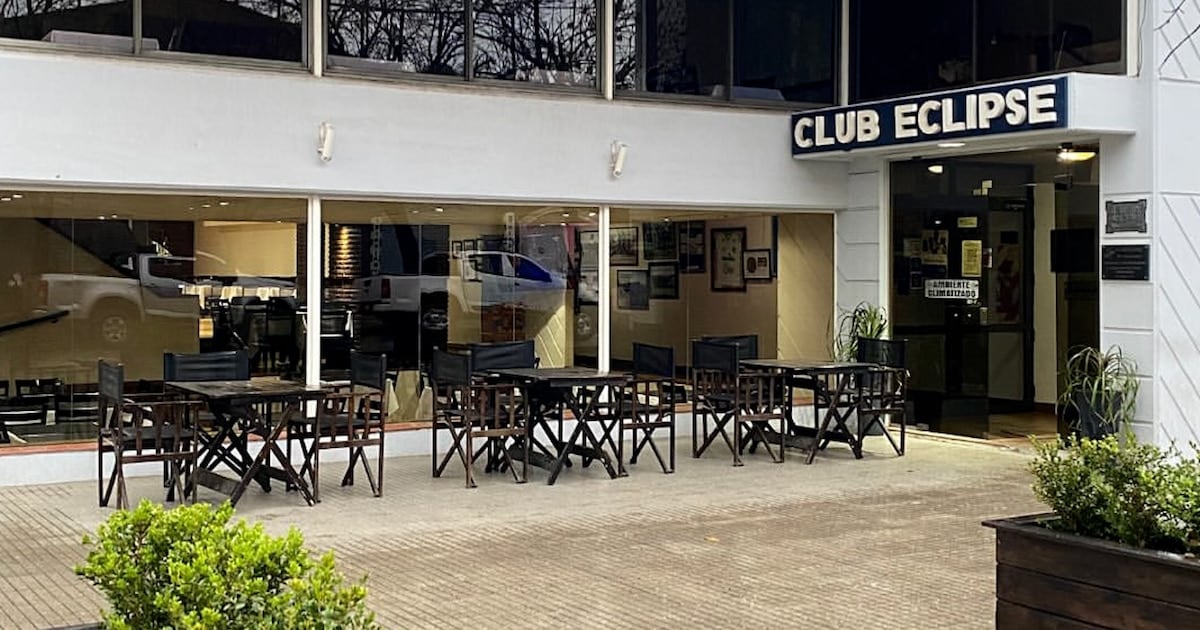 Una nena de 8 años murió aplastada por un arco en un club de Villegas y la Justicia investiga qué falló