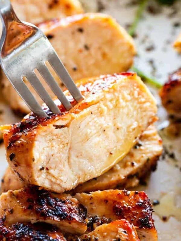 Pechuga de pollo que no se seca: los trucos para que quede jugosa y con sabor