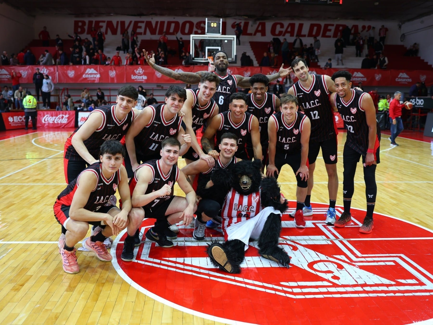 La Gloria se sacó de encima a Ferro en un duelo para el infarto y sigue de racha en la Liga Nacional