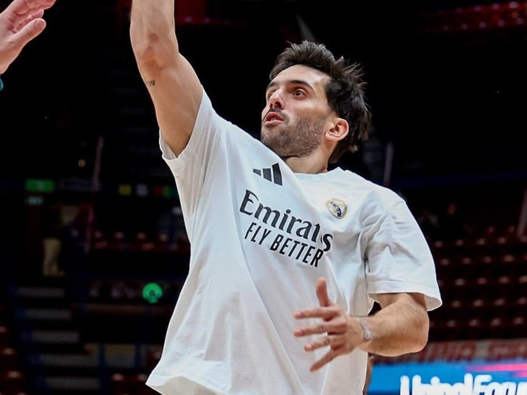 Campazzo y Bolmaro se cruzaron en una noche agridulce para los argentinos en la Euroliga
