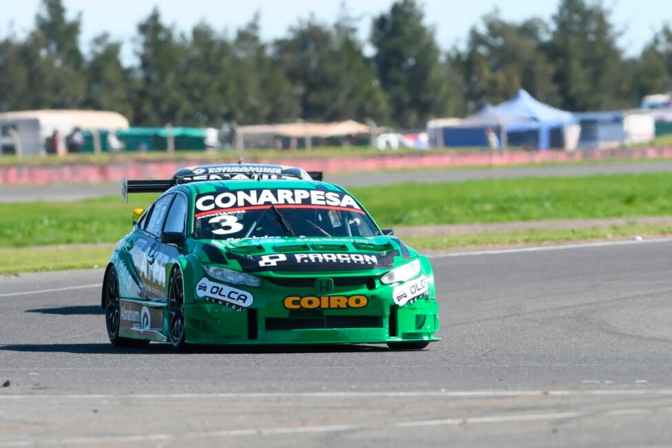 Llaver maneja el TC2000 con la calma del que sabe, pero Concepción no regala nada