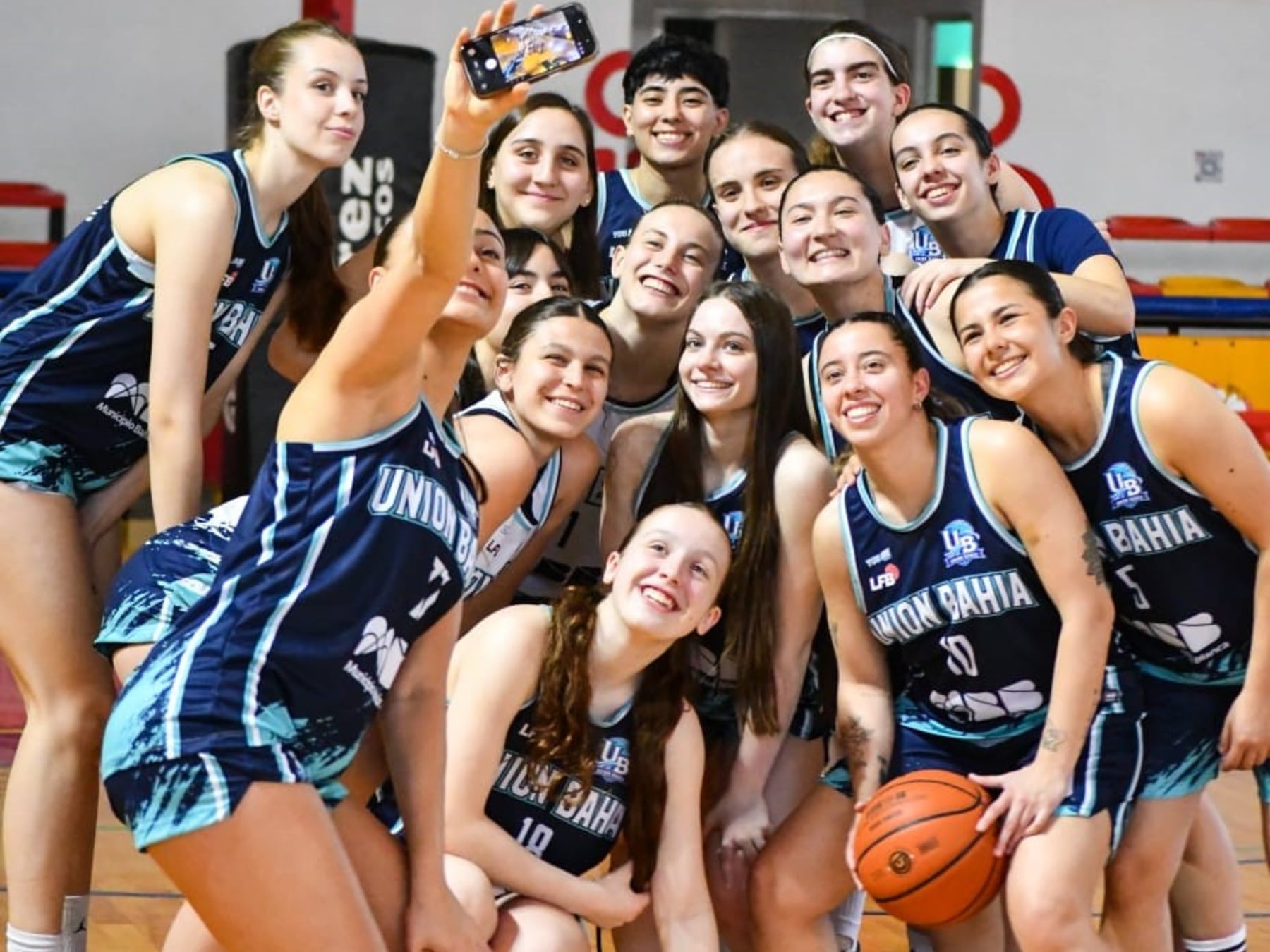 Vuelve el básquet de primera a Bahía y esta vez lo hacen ellas: Unión Bahía se prueba ante Boca
