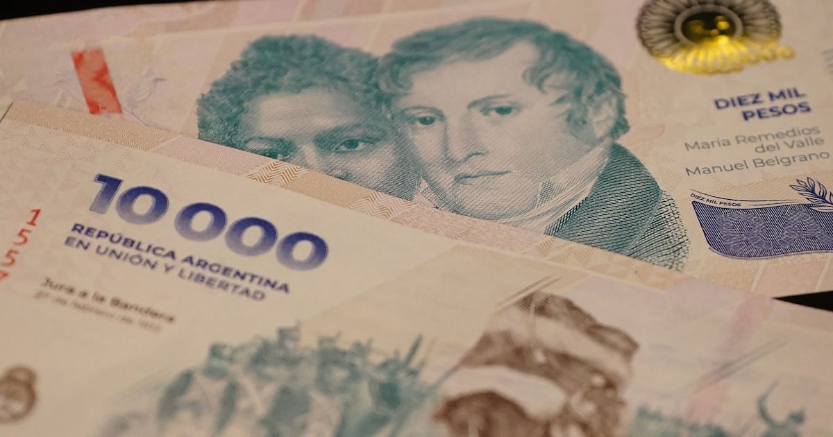 Bancarios: la paritaria más atada al IPC y un sueldo inicial que roza los 2,6 millones de pesos brutos