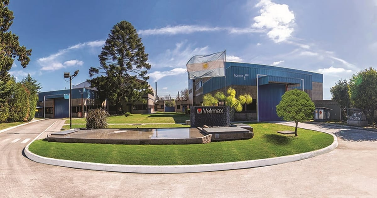 Valmax paraliza su planta en Ituzaingó, despide a la mitad de su personal y acumula 196 cheques sin fondos por más de 156 millones de pesos