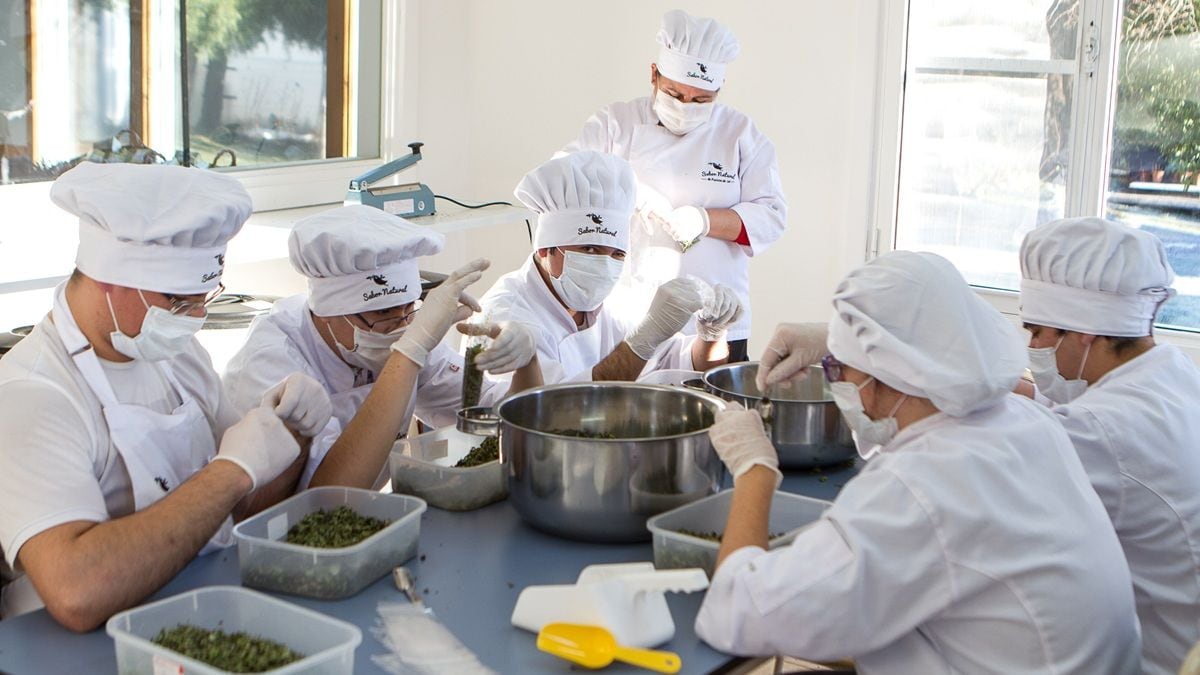 Tres mermeladas neuquinas se subieron al podio mundial en un concurso del Reino Unido