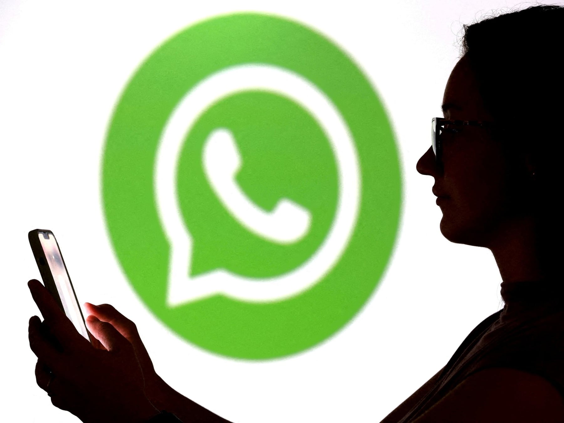 ¿Te dejaron el WhatsApp abierto en la compu del vecino? Mirá cómo chequearlo en dos minutos